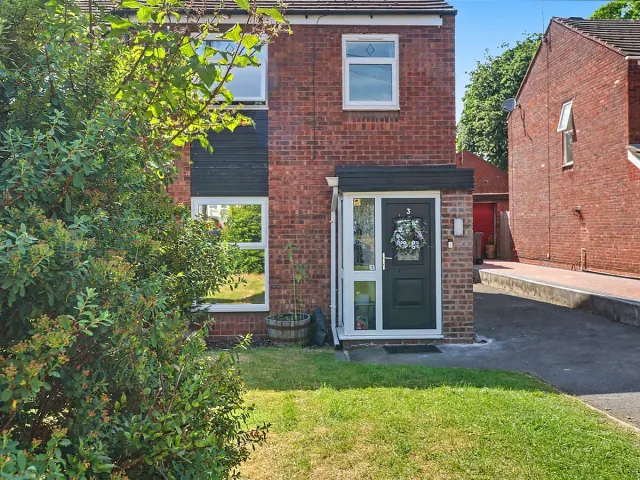 Alvanley Rise, Northwich, photo 2