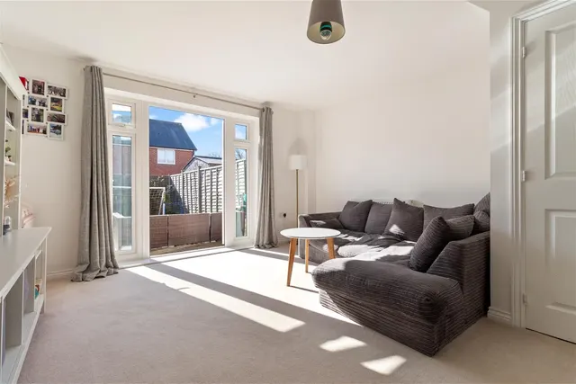 Photo 3 — Oaksheath Gardens, Worthing