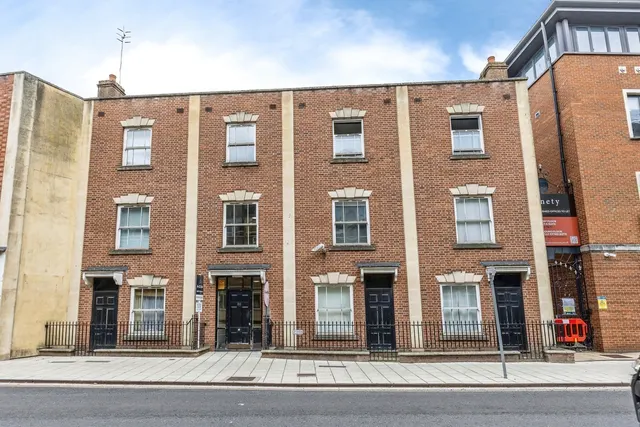 1 bedroom flat, Victoria Street, Bristol, BS1
