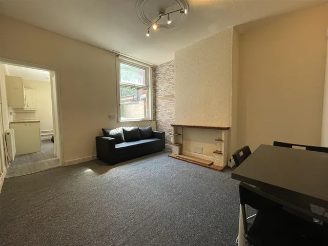 Tudor Road, Leicester, LE3, photo 2
