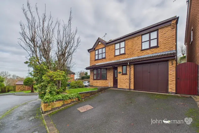 4 bedroom house, Fosbrook Drive, Castle Donington