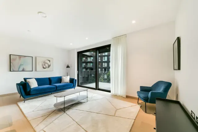 Embassy Gardens, London, SW11, photo 1