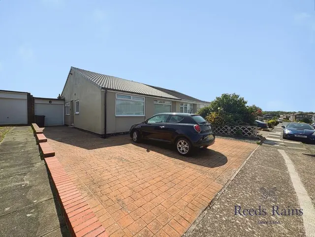 Chadderton Drive, Newcastle upon Tyne, Tyne and Wear, NE5, photo 1