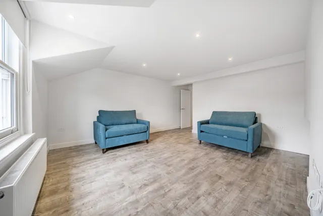 Gladstone Road, Wimbledon, SW19, photo 2