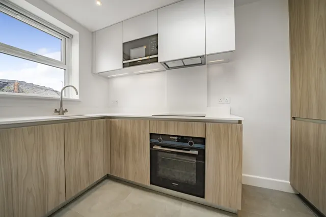 Gladstone Road, Wimbledon, SW19, photo 3