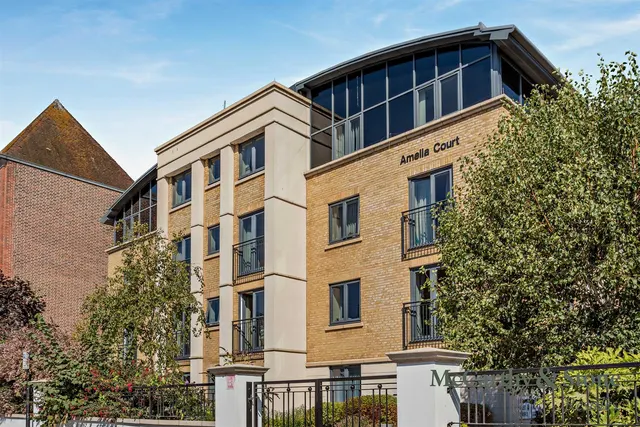 Union Place, Worthing, BN11, photo 1