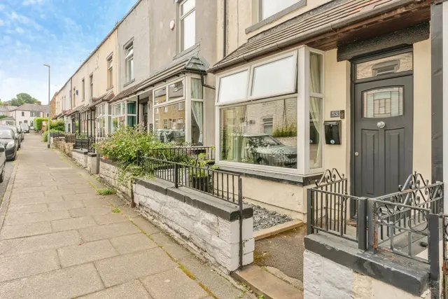 Olympia Street, Brunshaw, Burnley, Lancashire, BB10, photo 1