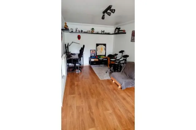 Photo 3 — Hafod Wen, Porth