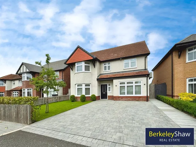 Stoneleigh Park, Thornton, L23, photo 1