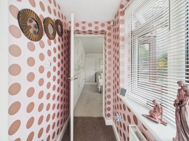 Kelson Avenue, Ashton-under-Lyne, OL7, photo 2