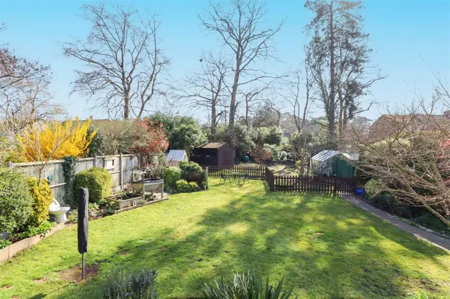 Frere Avenue, Fleet, photo 3