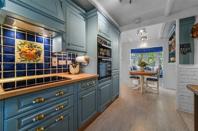 House Under Offer with 4 bedrooms in Sawbridgeworth, CM21, photo 2