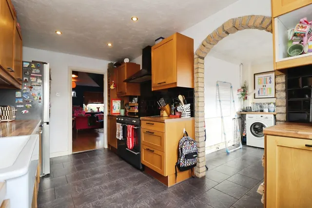 Cedar Way, Pucklechurch, BS16, photo 3