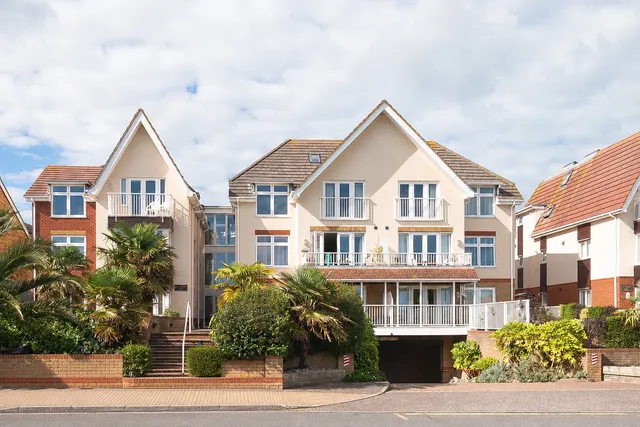 Dumpton Park Drive, Broadstairs, CT10, photo 2
