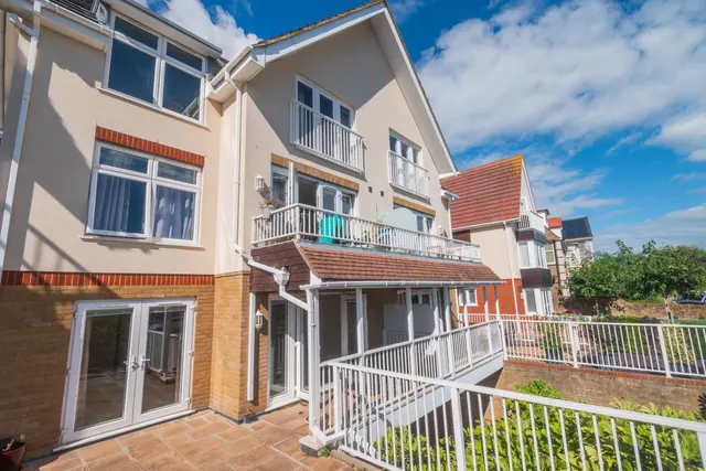 Dumpton Park Drive, Broadstairs, CT10, photo 3
