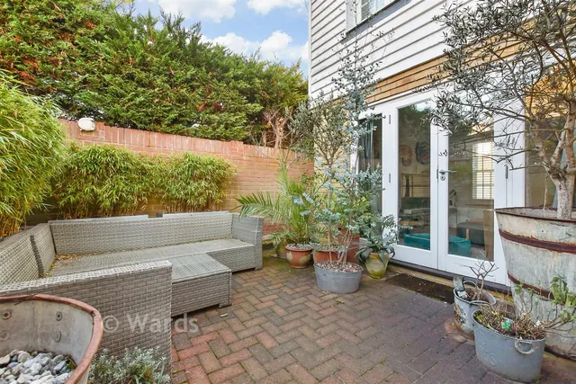 Swanfield Road, Whitstable, CT5, photo 2