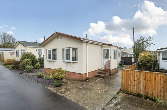 Woodcock Park, Warminster, BA12, photo 1