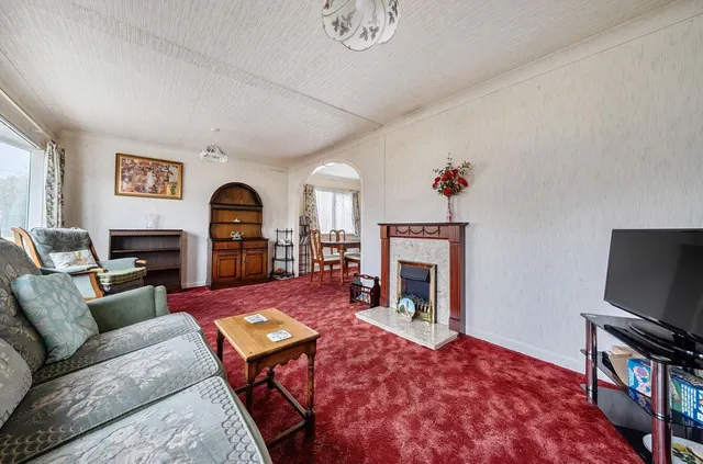 Woodcock Park, Warminster, BA12, photo 3