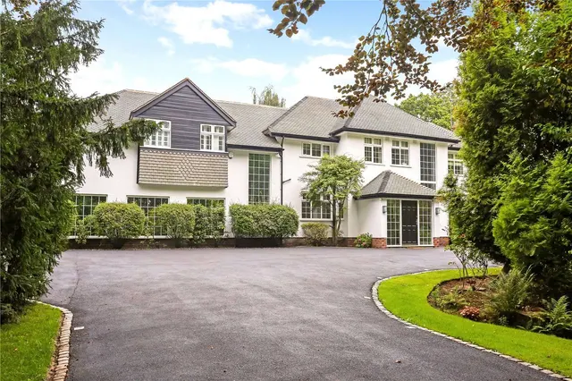 Photo 2 — Warrington Road, Mere, Knutsford, Cheshire, WA16 0TE