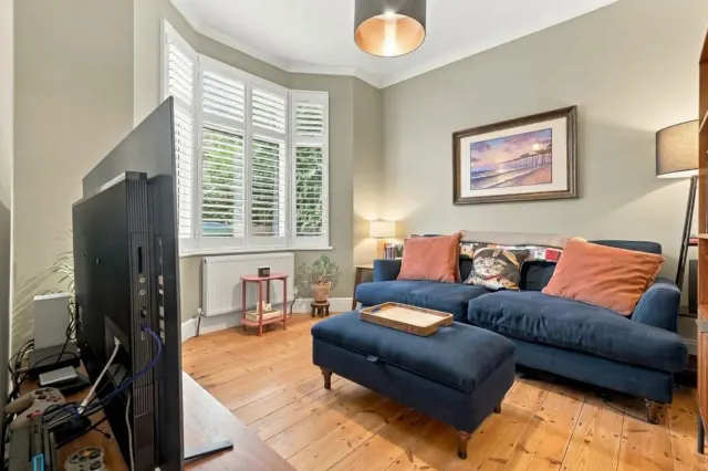 Downsell Road, London, E15, photo 2