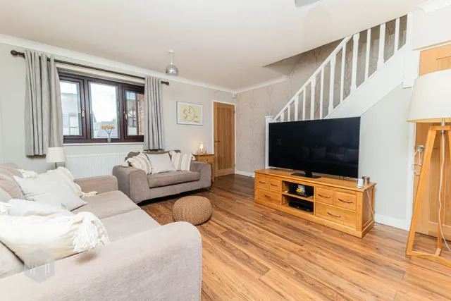 Photo 2 — Springburn Close, Worsley, Manchester, M28 1XN
