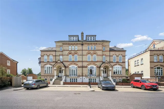 Savill Court 1-3, Fairmile, Henley-on-Thames, Oxfordshire, RG9 2JR, photo 1