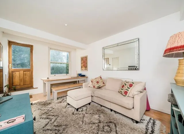 Photo 2 — Florence Road, Stroud Green, N4