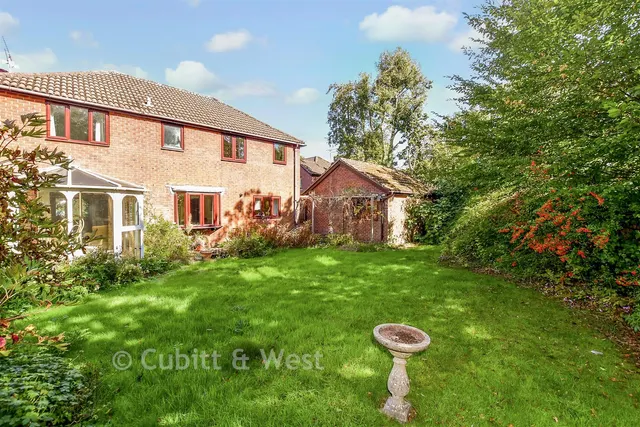 Little Mead, Waterlooville, PO7, photo 2