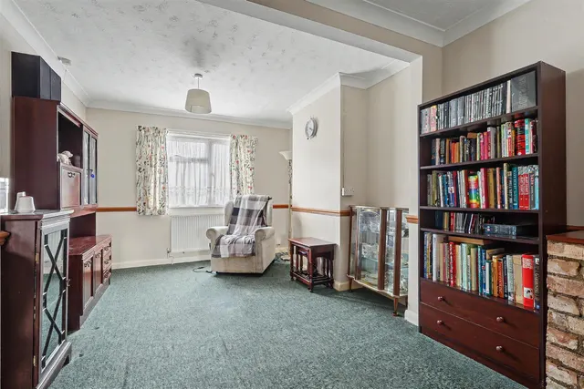 St. Johns Road, Ely, CB6, photo 2