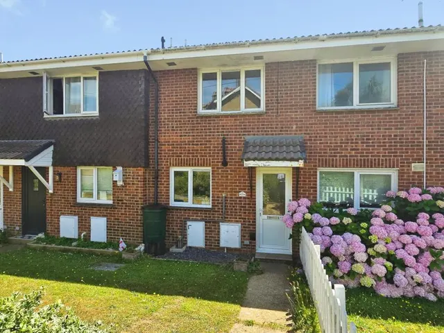 Lanes End, Totland Bay, PO39, photo 2