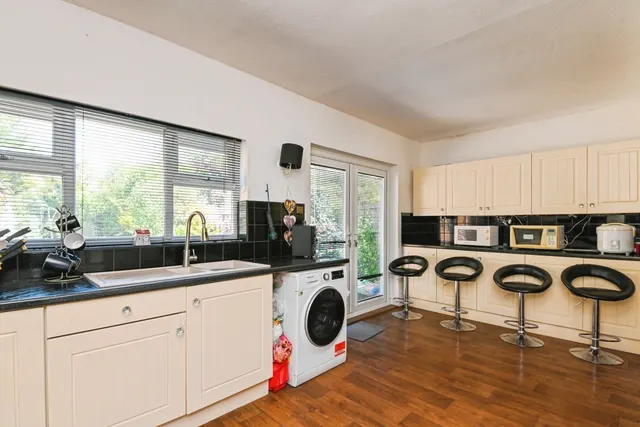 Photo 2 — Douglas Road, Clacton-on-Sea, Essex, CO15