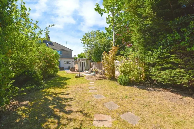 Douglas Road, Clacton-on-Sea, Essex, CO15, photo 1