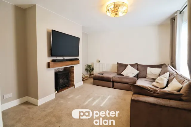 Newborough Avenue, Cardiff, CF14, photo 3
