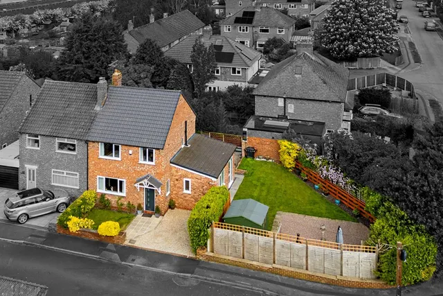 Warren Avenue, Knutsford, photo 2