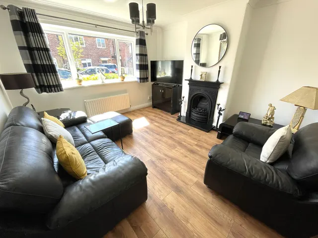 Warren Avenue, Knutsford, photo 3