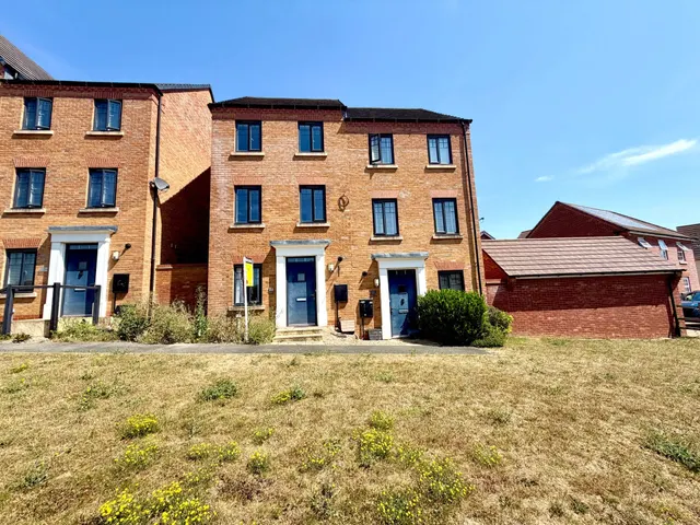 Cicero Crescent, Fairfields, MK11, photo 1