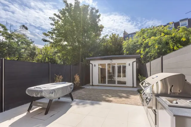 Sulgrave Road, London, W6, photo 1