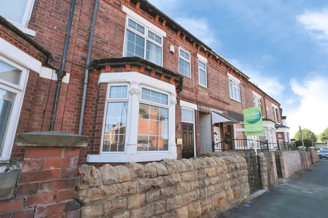 St. Mary Street, Ilkeston, DE7, photo 1