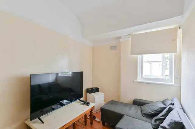 Photo 3 — 1 Sirdar Road, Mitcham