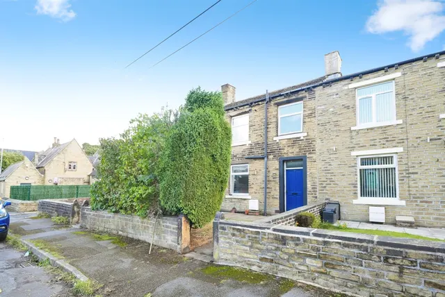 West View, Paddock, Huddersfield, photo 1