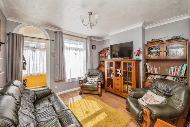Photo 2 — Garfield Road, Great Yarmouth