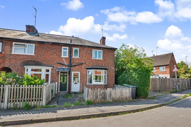 Charlton Grove, Beeston, NG9, photo 1