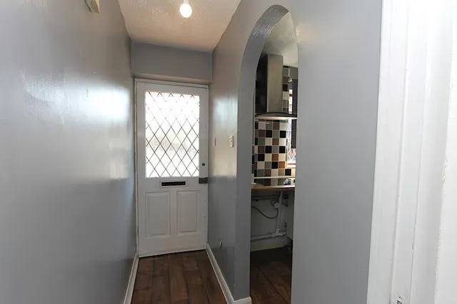 Photo 2 — Dunlin Drive, Kidderminster