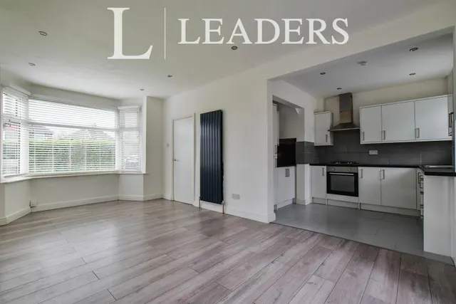 Enderby Road, Manchester, M40, photo 3