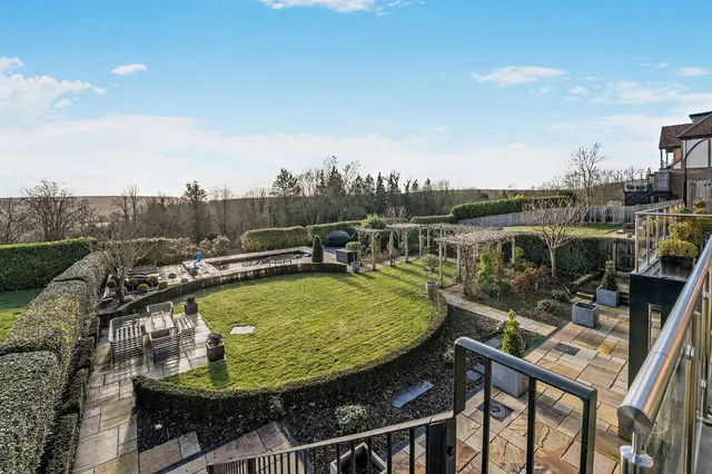 Photo 3 — Gables Park, Gravesend Road, Wrotham, TN15 7QD