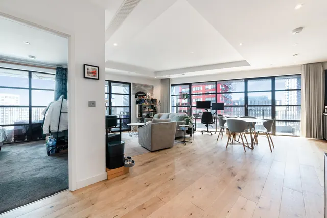 Bridgewater House, London City Island, E14, photo 1