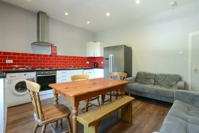 Forest Road East, Nottingham, NG1, photo 2