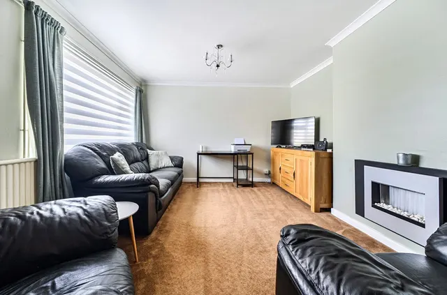 Seeley Crescent, Street, BA16, photo 3