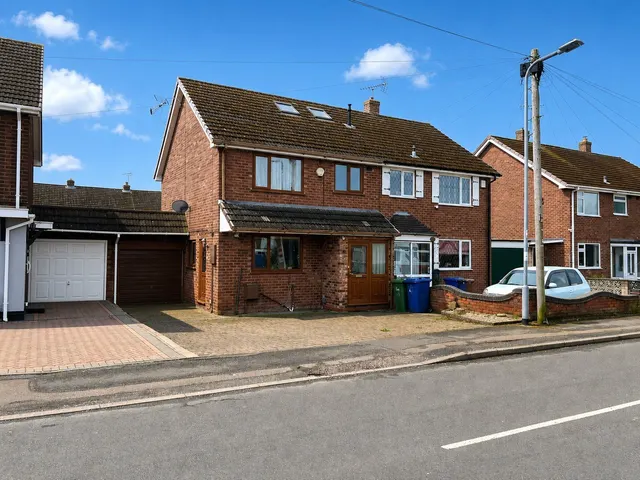 Chapel Street, Norton Canes, WS11, photo 1