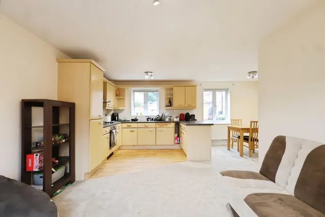 Photo 3 — Trinity Mead, Stratford-upon-Avon, CV37